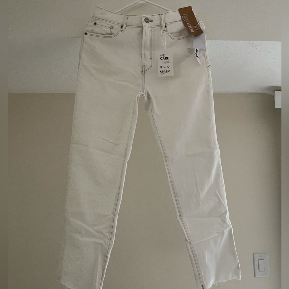 White vintage mom jeans